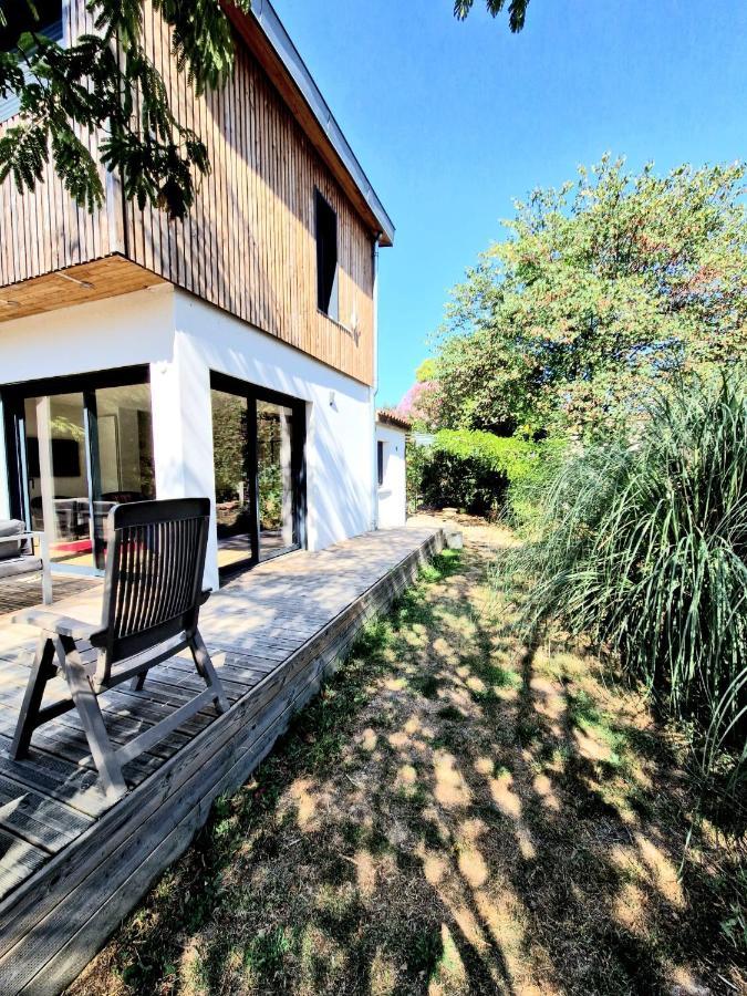 Calme Grand Jardin, A 10mn Du Centre Villa *